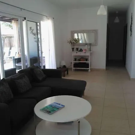 Playa Blanca Sleeps 6 Pool Wifi * Playa Blanca (Lanzarote)