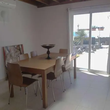 Playa Blanca Sleeps 6 Pool Wifi * Πλάγια Μπλάνκα