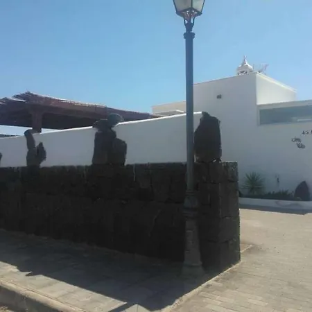 Βίλα Playa Blanca Sleeps 6 Pool Wifi