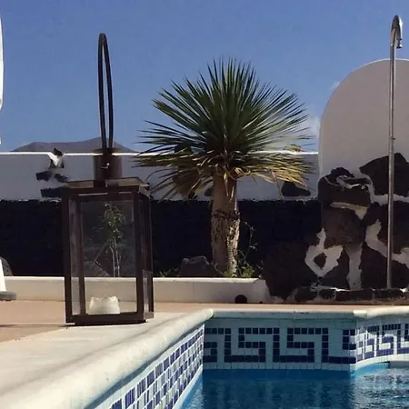 Βίλα Playa Blanca Sleeps 6 Pool Wifi Πλάγια Μπλάνκα